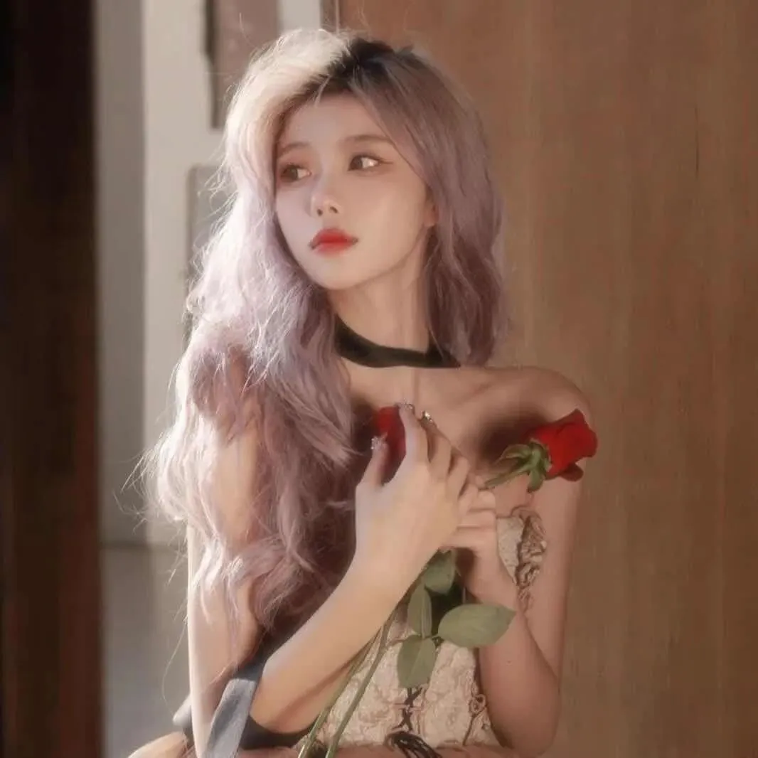 小婷的性泛滥日记h揭秘隐秘情爱日记背后的真实故事，令人震撼的私密往事