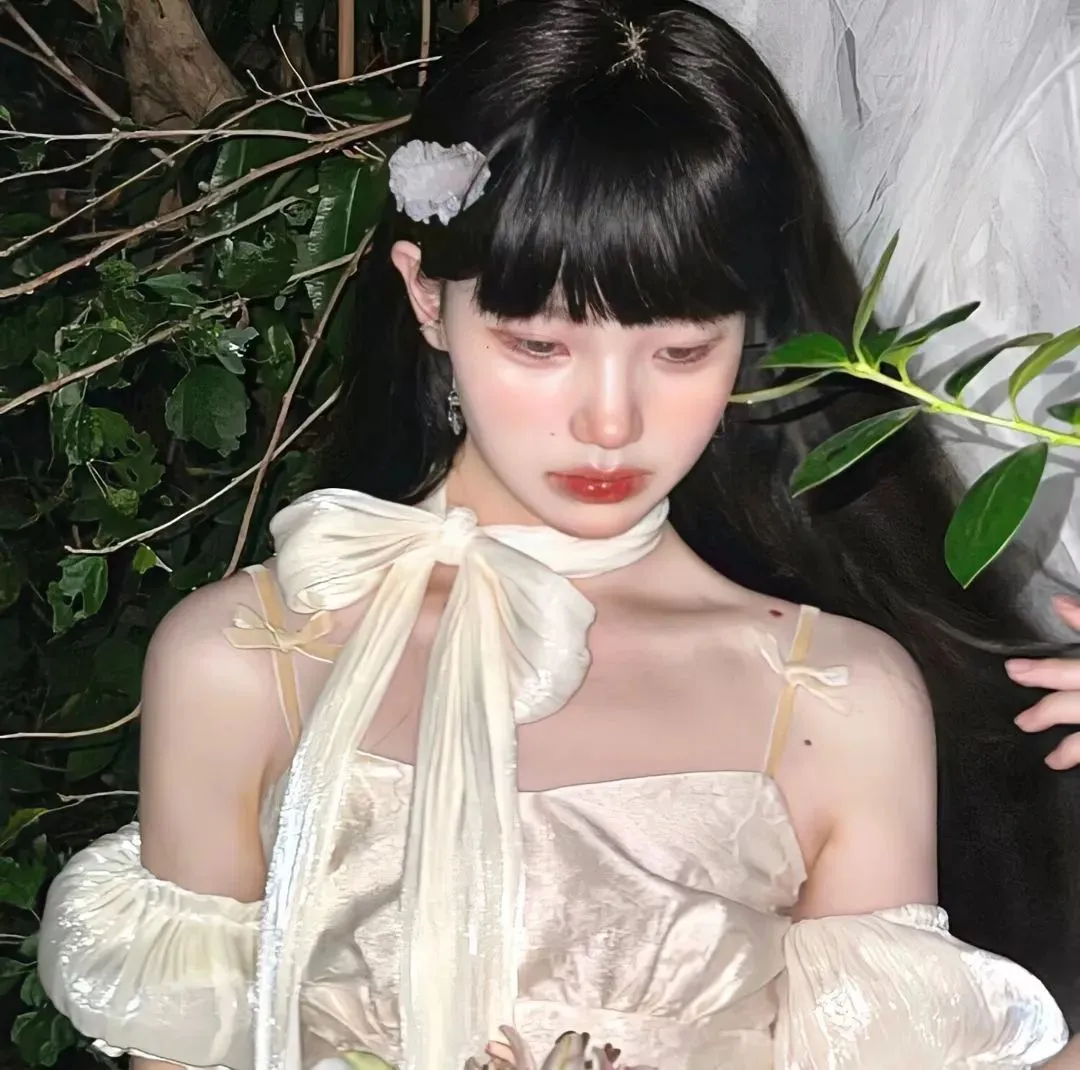 小婷的性泛滥日记h揭秘隐秘情爱日记背后的真实故事，令人震撼的私密往事